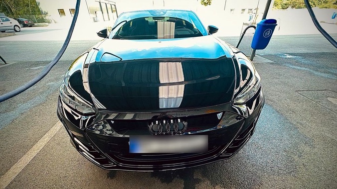 Audi e-tron 2023