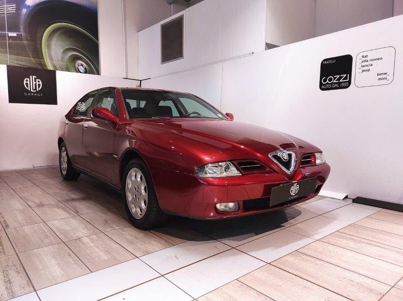 Alfa Romeo 166
