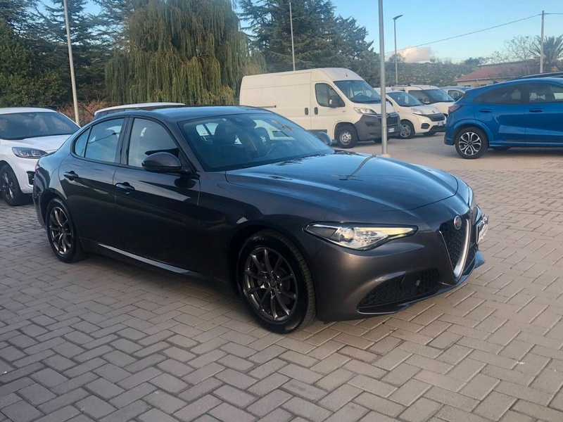 Alfa Romeo Giulia