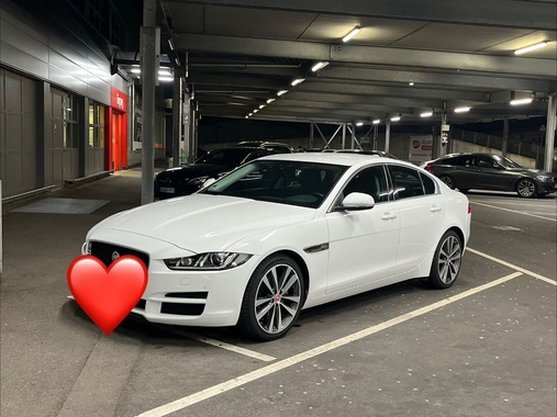 Jaguar XE 2019