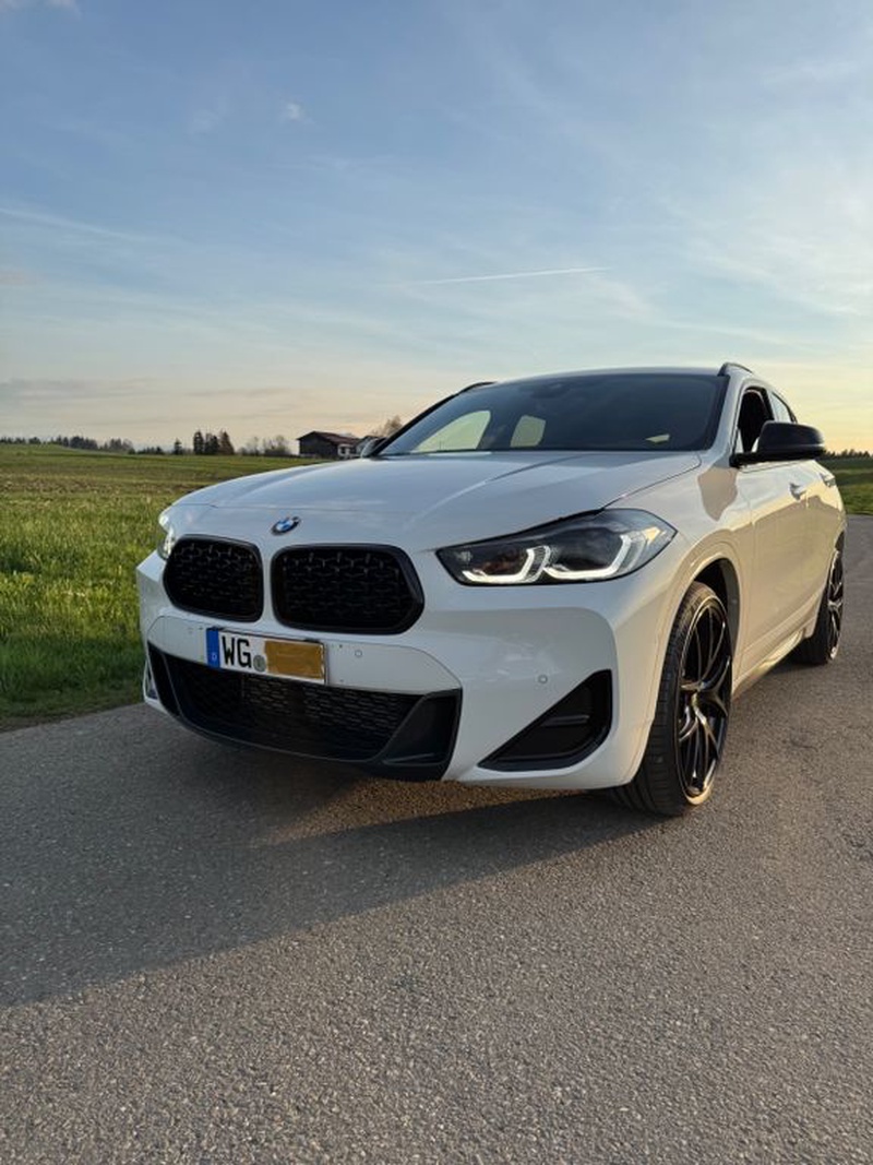 BMW X2