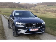 Volvo XC60 2022