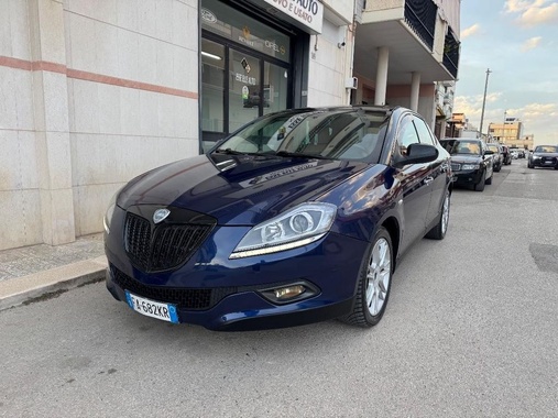 Lancia Delta 2010