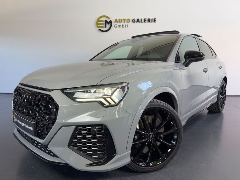 Audi RSQ3