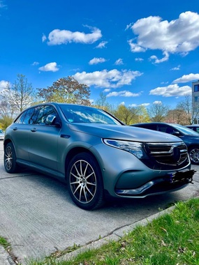 Mercedes-Benz EQC 2020