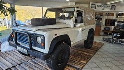 Land Rover Defender 2001