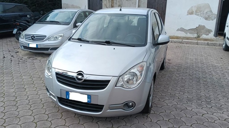 Opel Agila