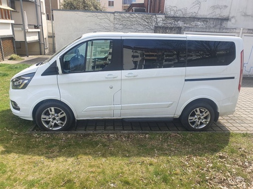 Ford Tourneo Custom 2021