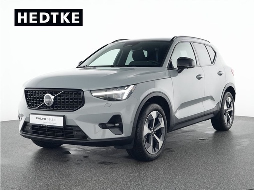 Volvo XC40 2025