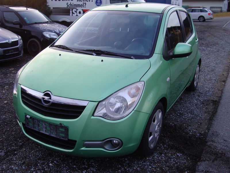 Opel Agila