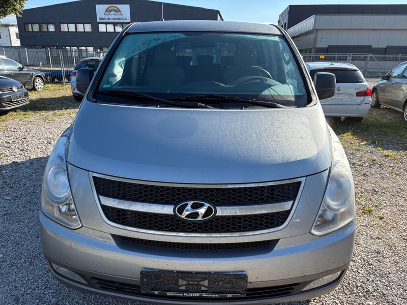 Hyundai H-1