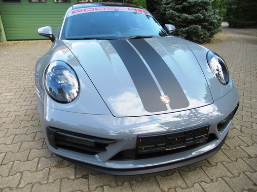 Porsche 911 2024