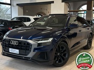 Audi Q8 2021