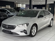 Opel Insignia 2021
