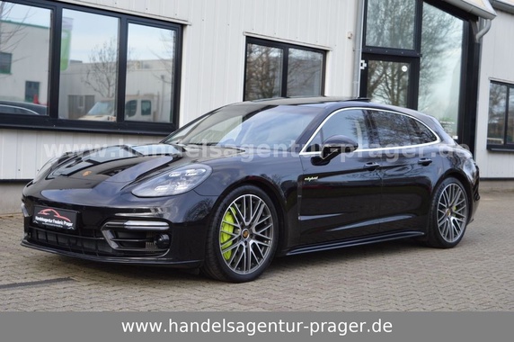 Porsche Panamera 2022