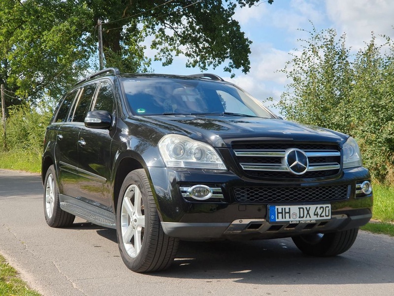 Mercedes-Benz GL-Class