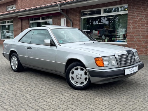 Mercedes-Benz 230 1993
