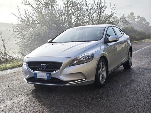 Volvo V40 2014