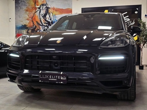 Porsche Cayenne 2021