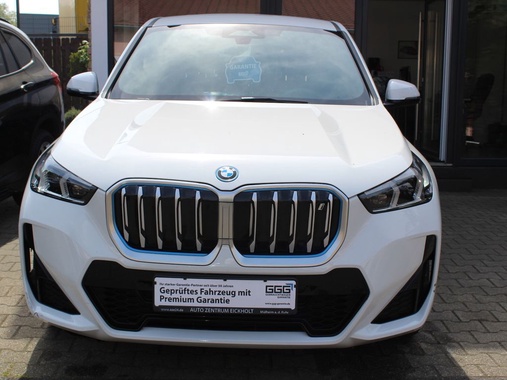 BMW iX1 2023