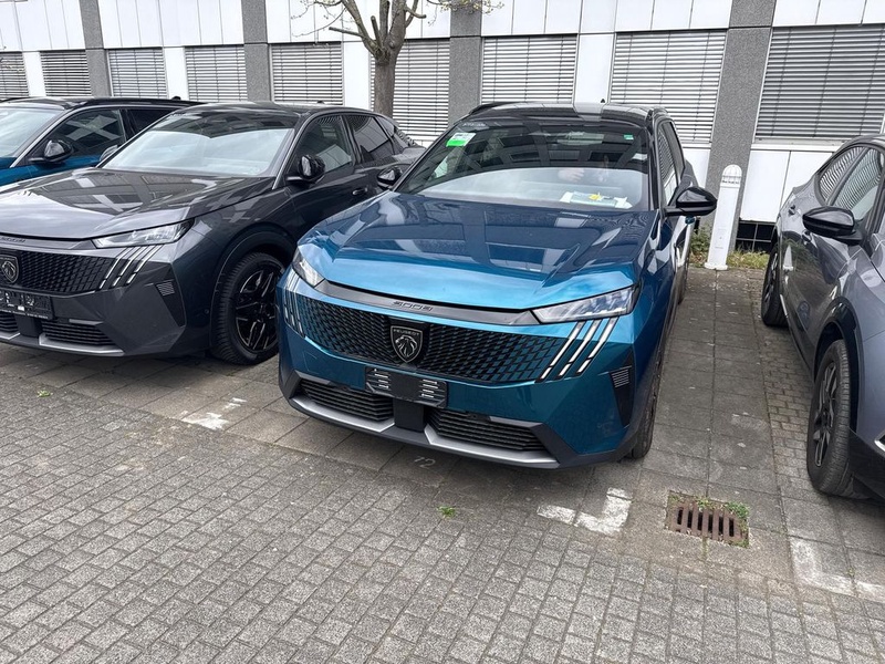Peugeot 5008
