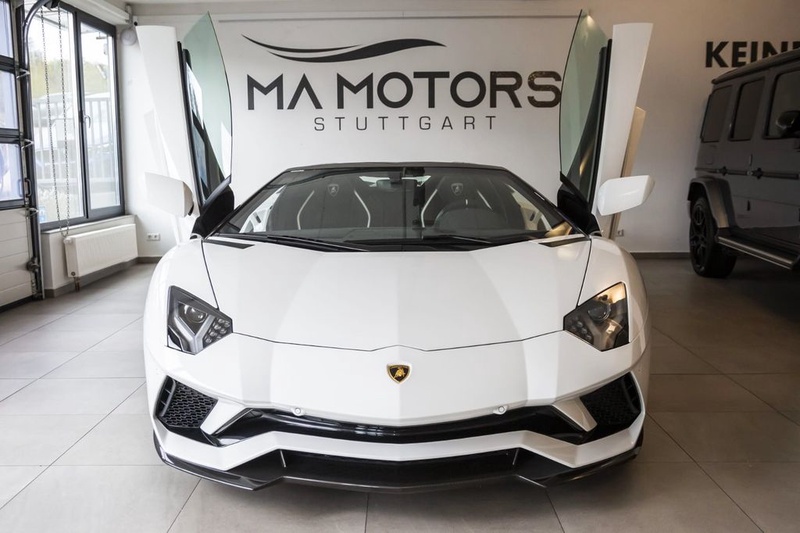 Lamborghini Aventador