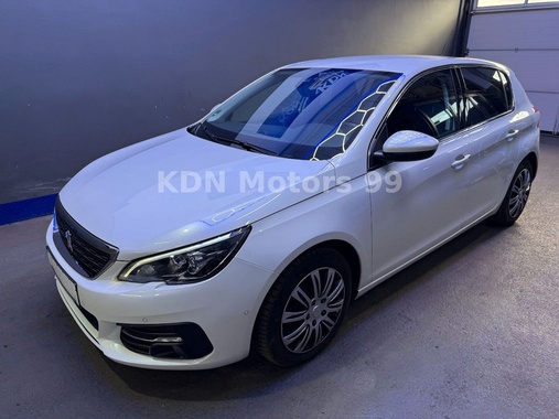 Peugeot 308 2021