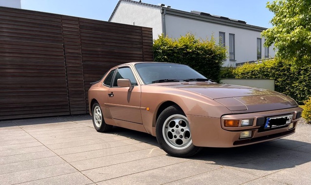 Porsche 944 1986