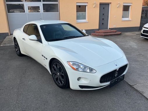 Maserati GranTurismo 2012