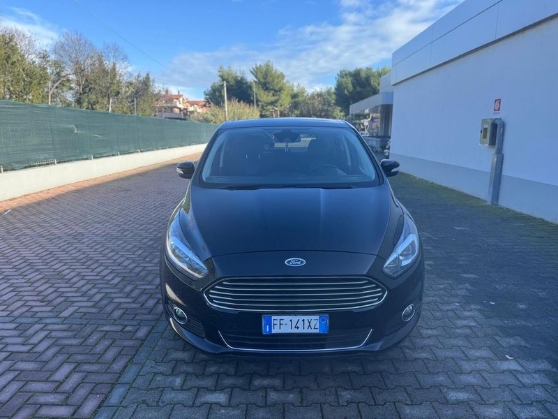 Ford S-Max
