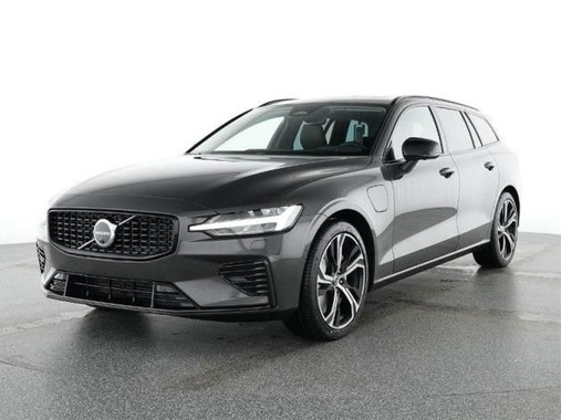 Volvo V60 2025
