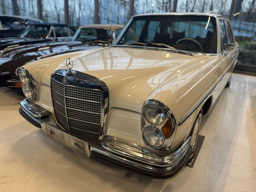 Mercedes-Benz 280 1971