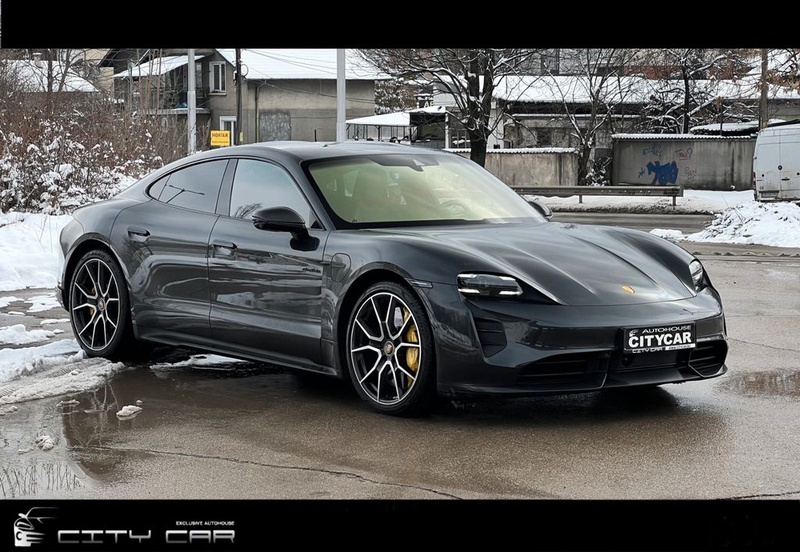 Porsche Taycan