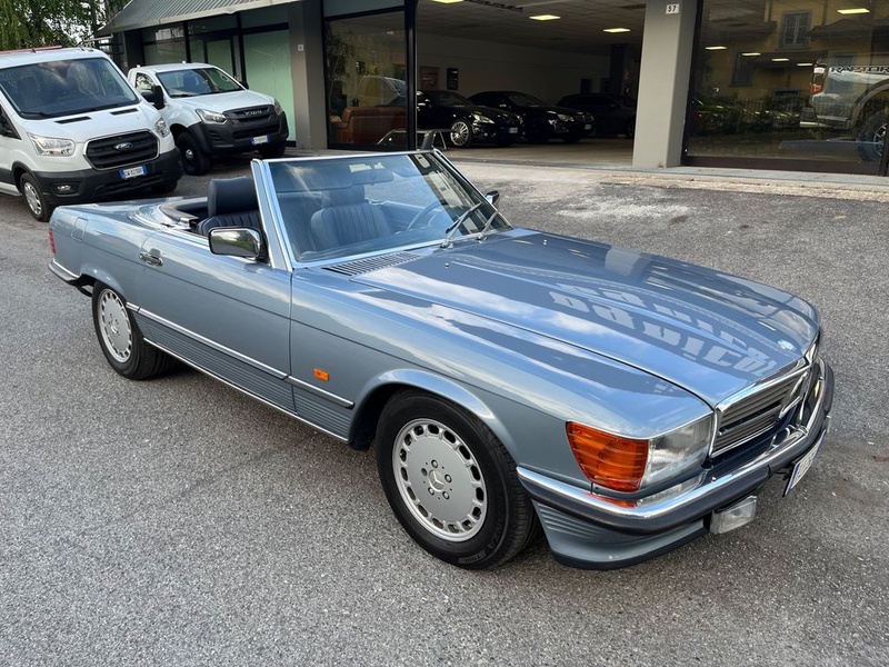 Mercedes-Benz SL-Class