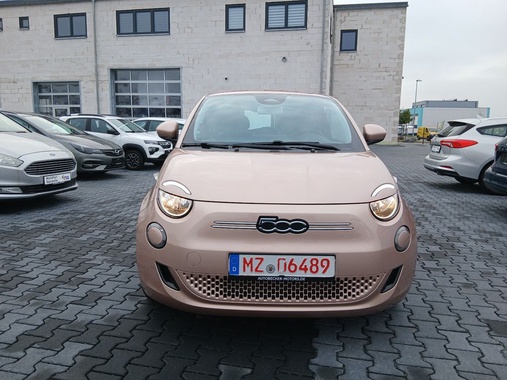 Fiat 500e 2023