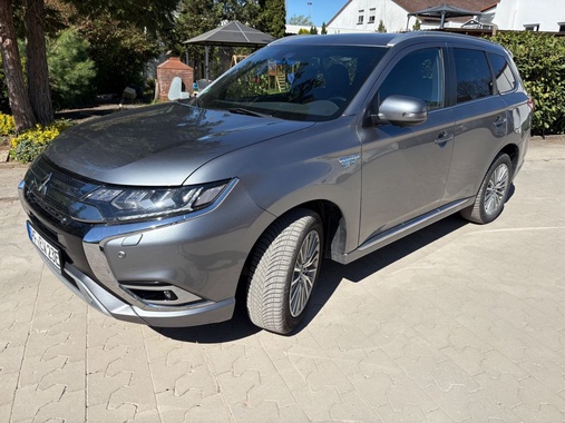 Mitsubishi Outlander 2020