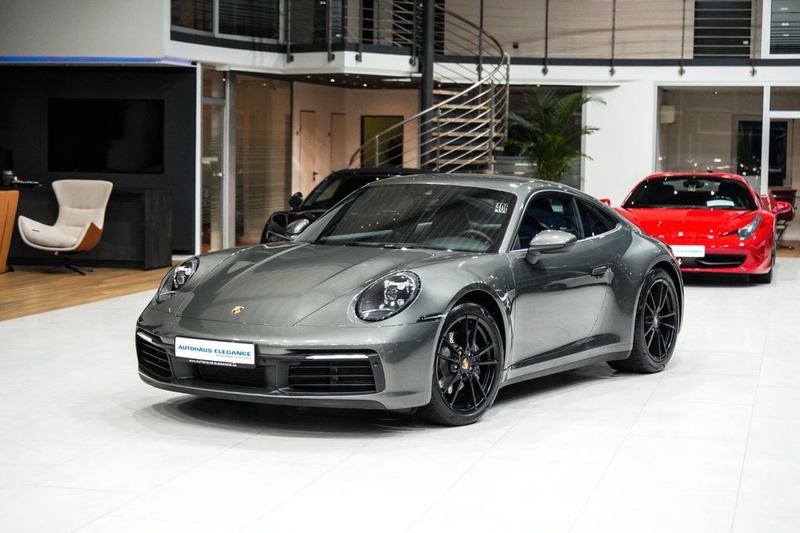Porsche 992