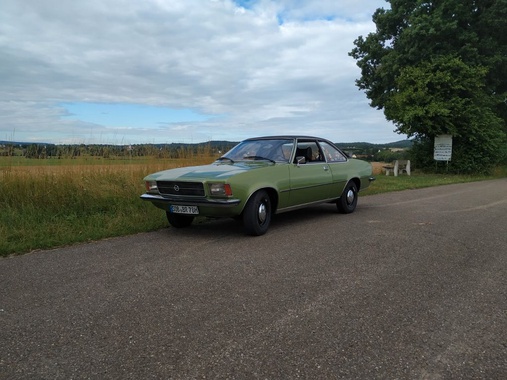 Opel Rekord 1975