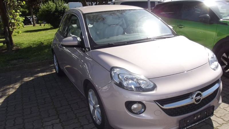 Opel Adam