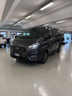 Ford Tourneo Custom 2021