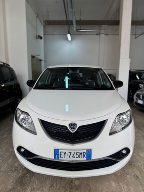 Lancia Ypsilon 2015
