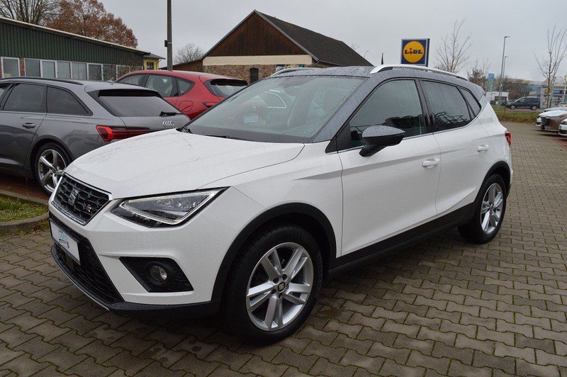 Seat Arona