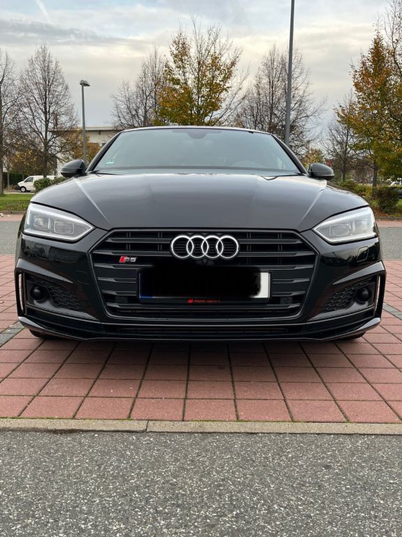 Audi S5