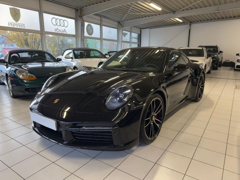 Porsche 992