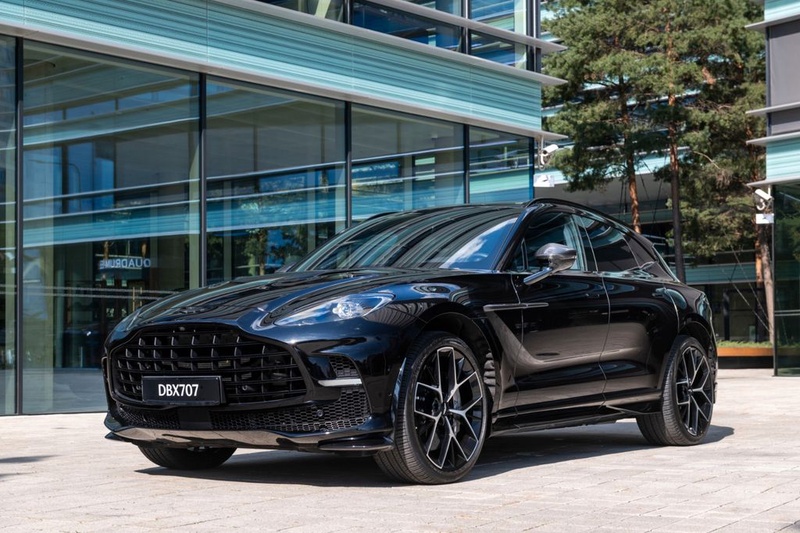Aston Martin DBX