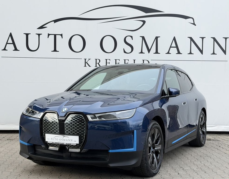 BMW iX