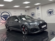 Audi RS4 2024