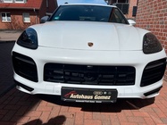 Porsche Cayenne 2021