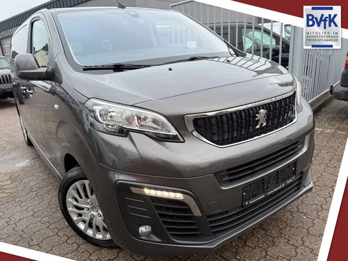 Peugeot Traveller 2022