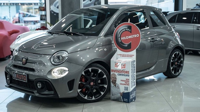 Abarth 595 2019
